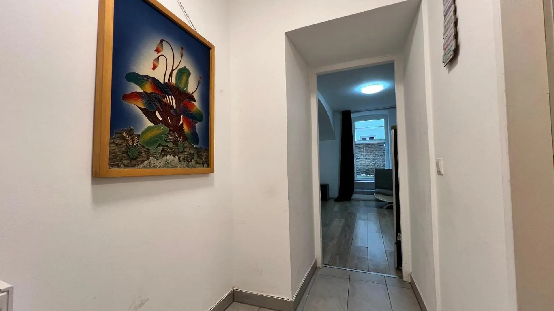 Lovely Apartment Near Amusement Park With Free Wifi Wenen 0*,  Oostenrijk